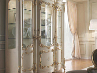 Витрина трех дверная Venezia